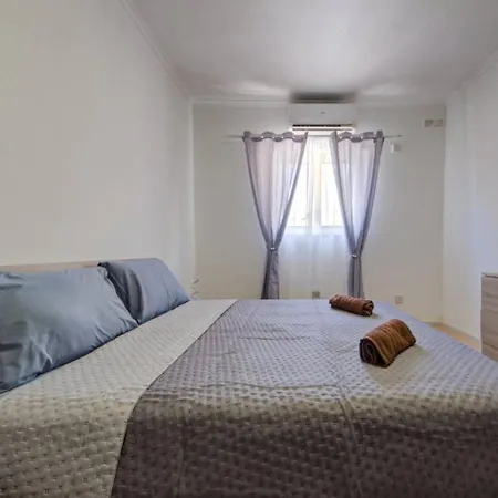 Lägenhet Comfortable 3-bedroom In Mellieha By Homely *