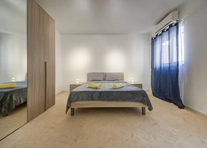 Lejlighed Comfortable 3-bedroom In Mellieha By Homely *
