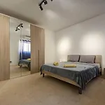 Comfortable 3-bedroom In Mellieha By Homely