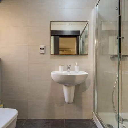 Comfortable 3-bedroom In Mellieha By Homely *