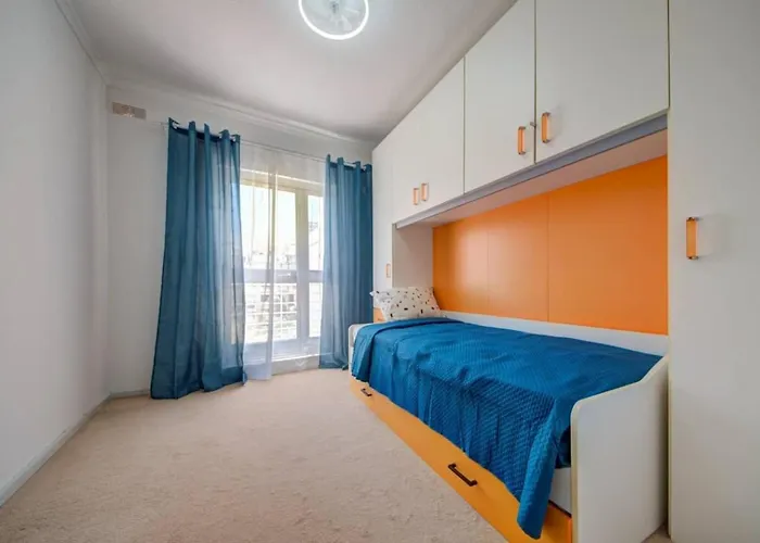 Διαμέρισμα Comfortable 3-bedroom In Mellieha By Homely