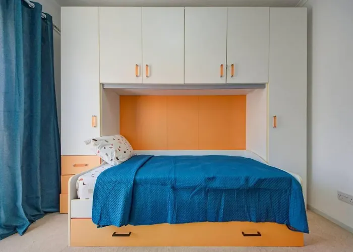 Comfortable 3-bedroom In Mellieha By Homely Ix-Xaghra ta' Barra