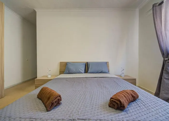 Comfortable 3-bedroom In Mellieha By Homely