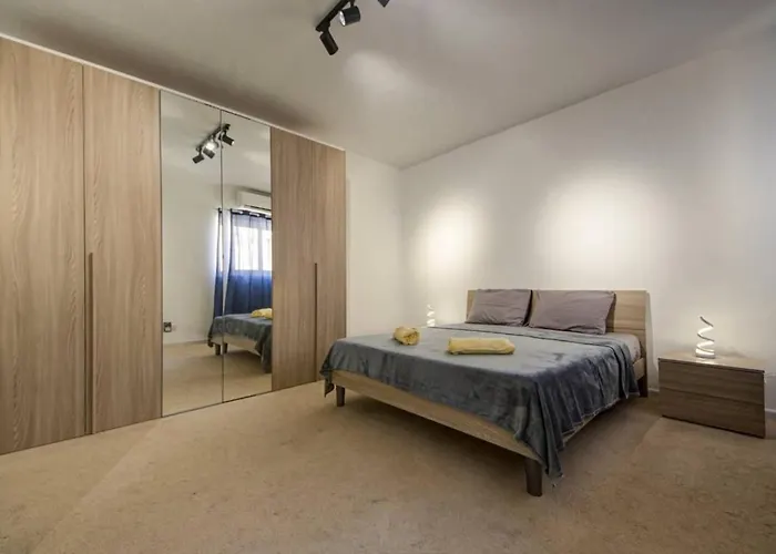 Comfortable 3-bedroom In Mellieha By Homely